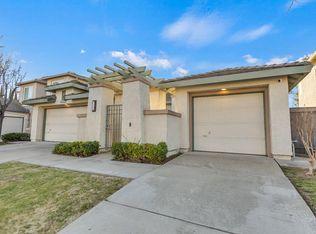 9900 W Taron Dr, Elk Grove, CA 95757