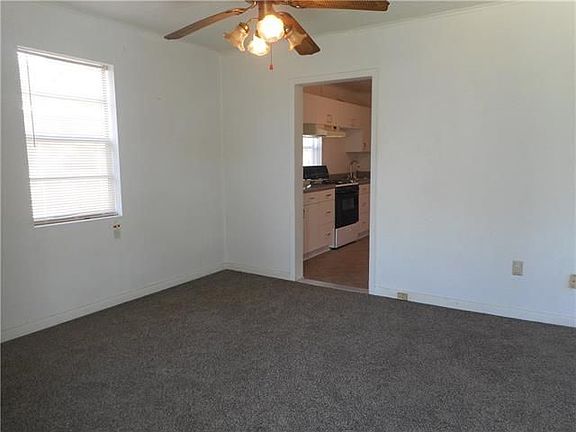 3rd image of 715 Cantrelle St #17