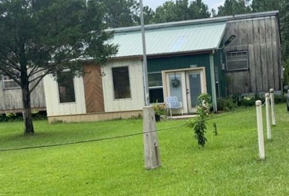 1st image of 4300 Coachman Rd