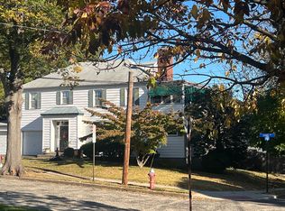 15 Evans St, Rutherford, NJ 07070