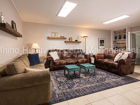 2nd image of 1800 Glorieta St NE APT 1