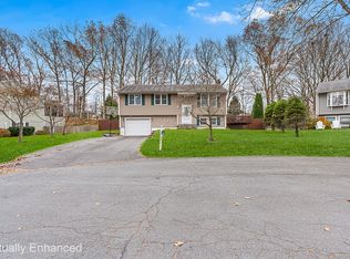 14 Harvest Ln, Naugatuck, CT 06770