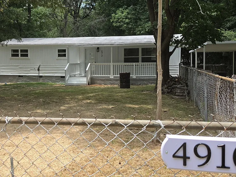4910 Forestmont Dr — Photo 1