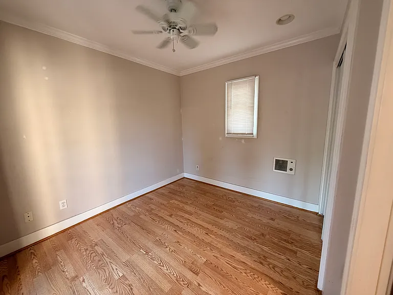 3852 Elm Ave #1/2 — Photo 9