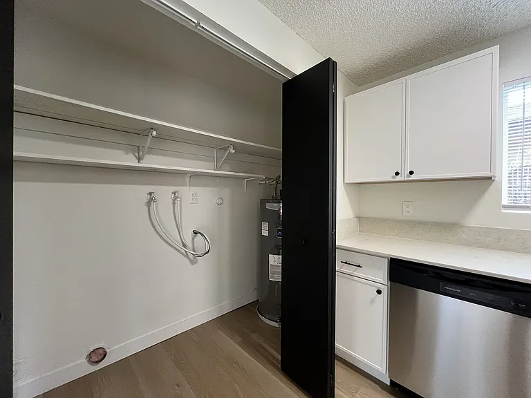 Inviting 2 Bedroom Home with Open Layout, Stainless Steel Appliances & Private Outdoor Retreat — Photo 25