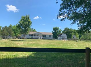 484 Bill Pearson Rd, Woodruff, SC 29388