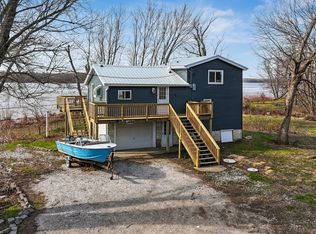 3664 Dismore Rd, Muscatine, IA
