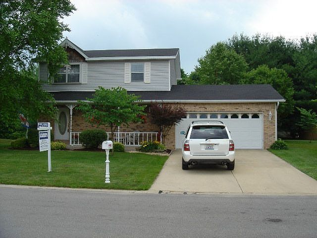 1st image of 10 Olivia Ln