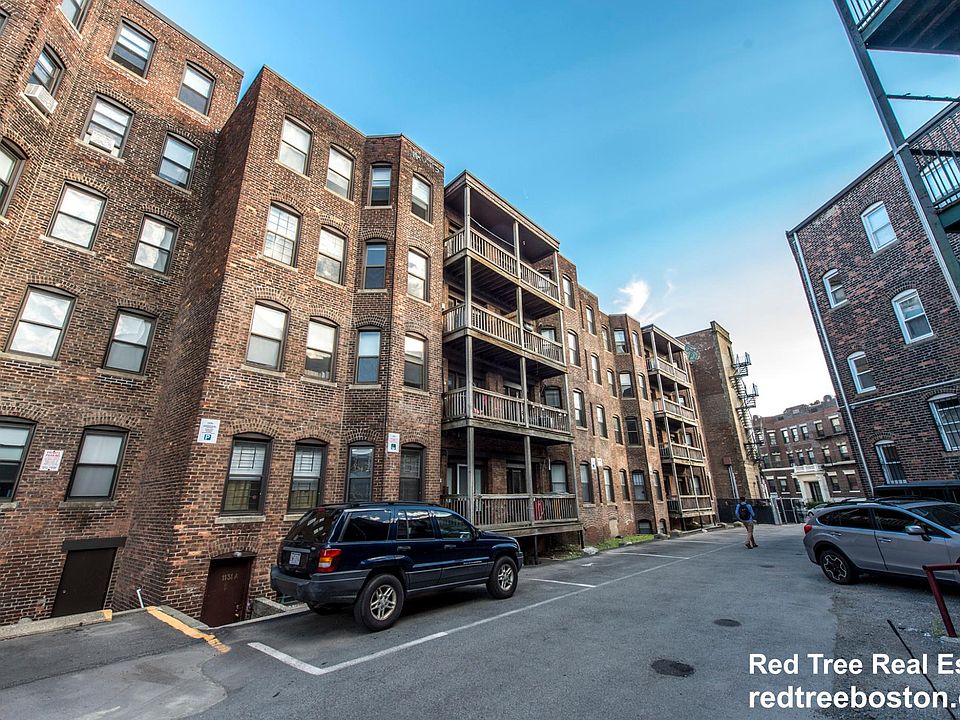2nd image of 1137 Commonwealth Ave #A4