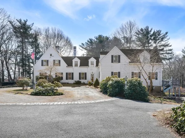 219 Saint George St, Duxbury, MA 02332