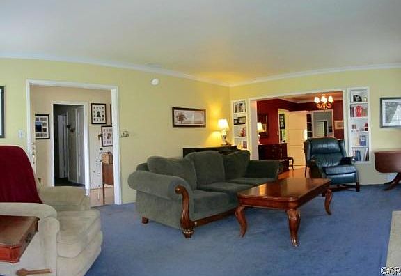 2nd image of 1139 N Orange Ave