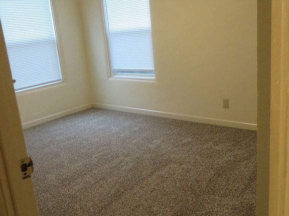 3rd image of 418 W Center St