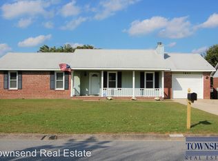 7843 Penelope Dr, Fayetteville, NC 28314