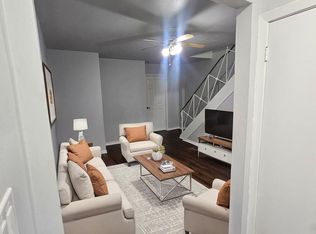 302 Westcourt Pl, Waterloo, ON N2L 2R7