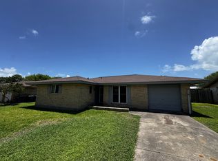 1022 Southcliff Dr, Portland, TX 78374