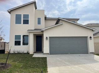 5419 Brahman Ln, Laredo, TX 78046