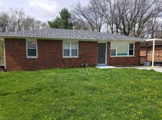 630 California Ave, Cottage Hills, IL 62018