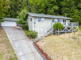 2772 Coyote Ln, Willits, CA 95490