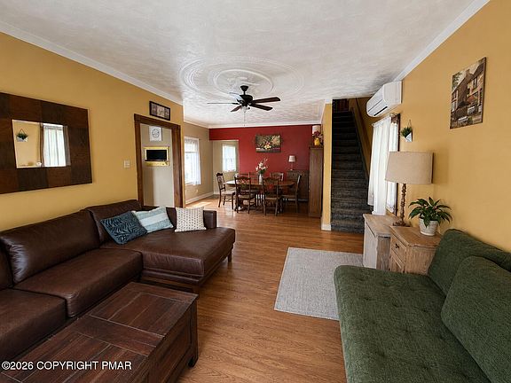 4th image of 1803 Academy St
