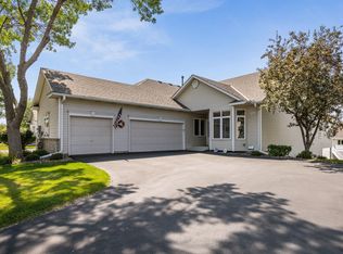 2741 Boulder Dr, Burnsville, MN 55337