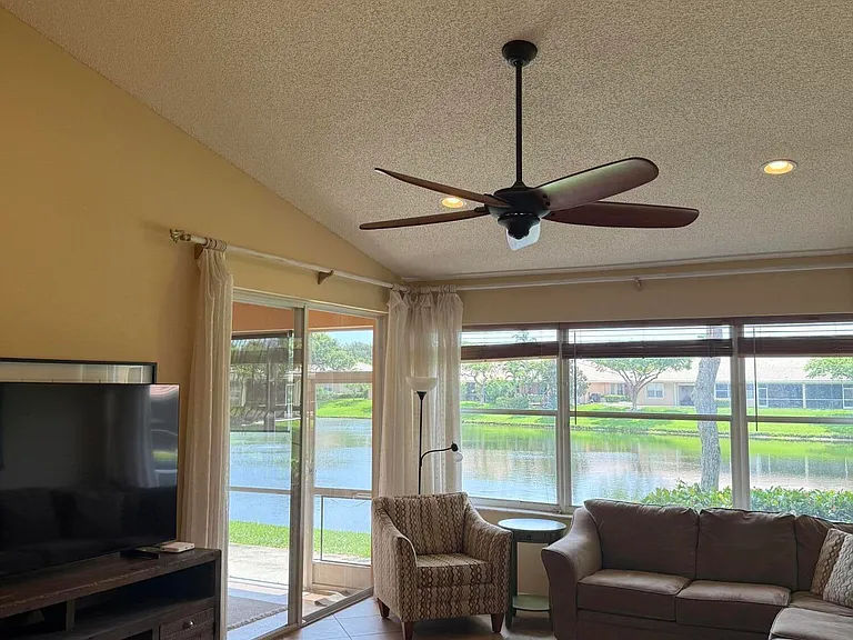 227 Coral Trace Ln #227 — Photo 8