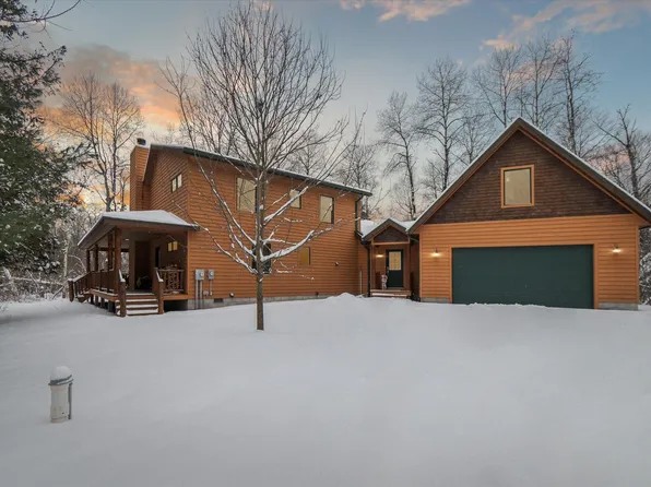 5986 North Dr, Grayling, MI 49738
