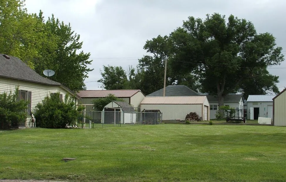 3 bed, 1384 sqft, $1,200 — Photo 3
