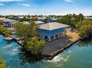 27317 Cayman Ln, Ramrod Key, FL 33042