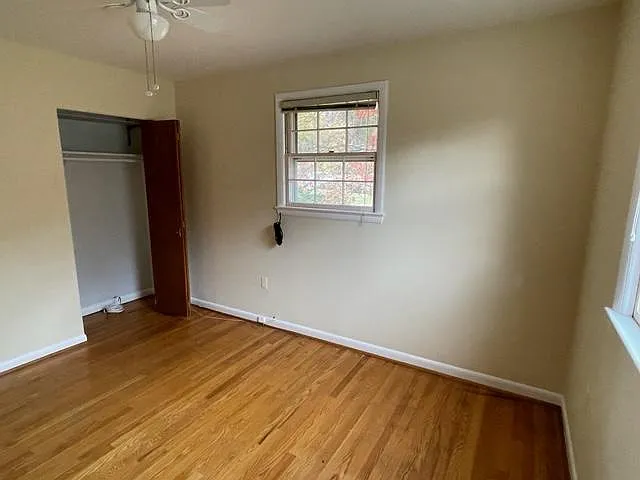 7616 Edmonston Rd — Photo 10