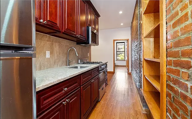 Rented by REAL New York | media 3