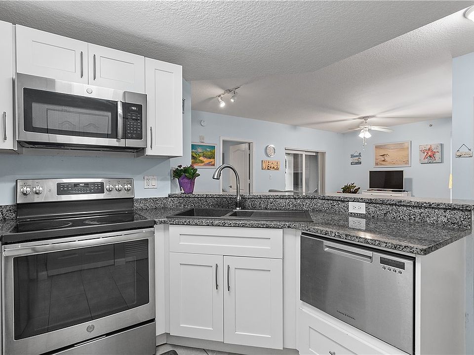 1st image of 5095 Fairways Cir APT I102
