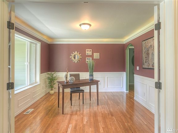 5th image of 2400 65th Ln NW