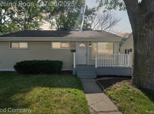 3578 Greenfield Rd, Berkley, MI 48072