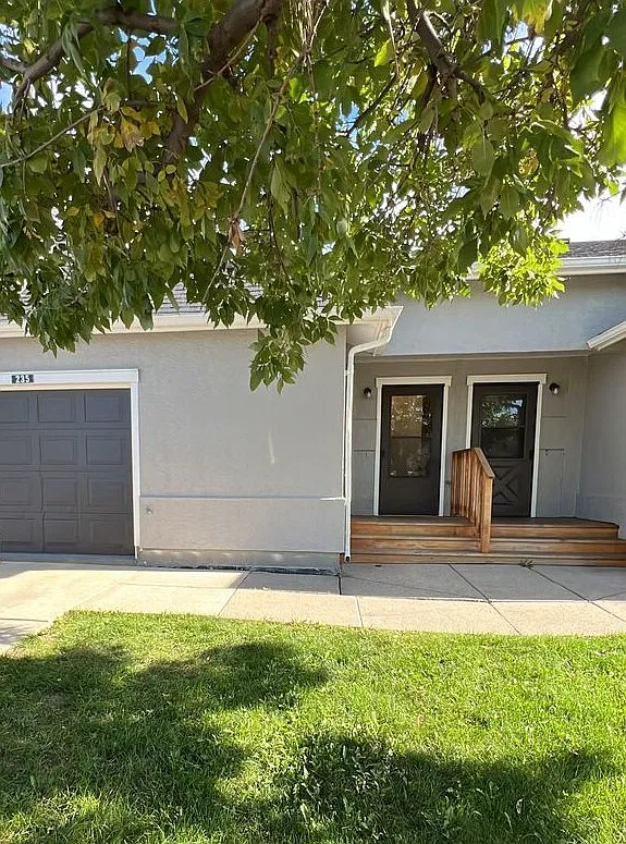 2 bed, 1.5 bath, 1066 sqft, $1,487 — Photo 1