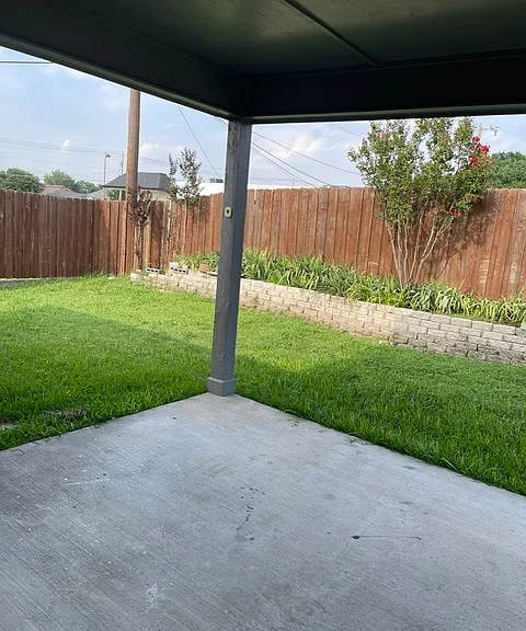 Backyard / covered patio