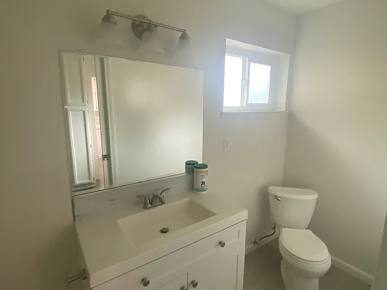 805 Poplar Ave — Photo 10