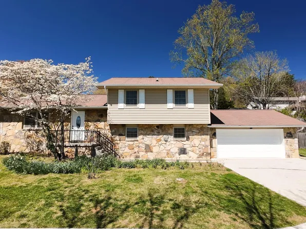 11333 Snyder Rd, Knoxville, TN 37932