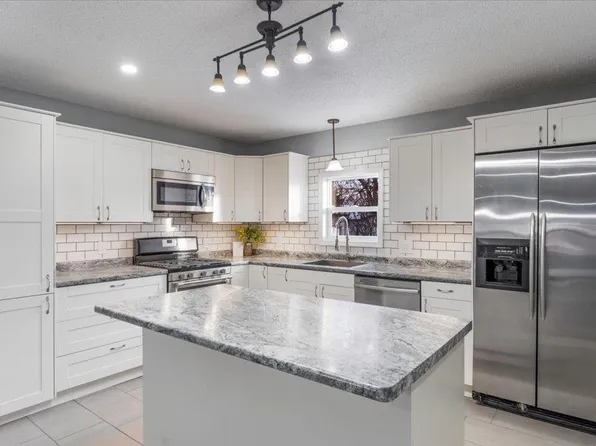 415 2nd St NW, Aitkin, MN 56431