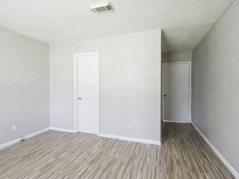 11235 Lemond Dr — Photo 7