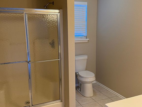 4th image of 12044 N 107th East Ave