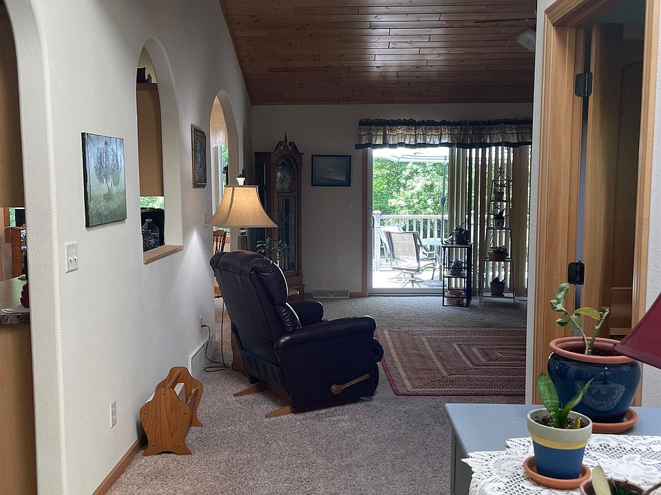 W8290 Royal Oaks Dr, Wautoma, WI 54982 MLS 50276390 Zillow