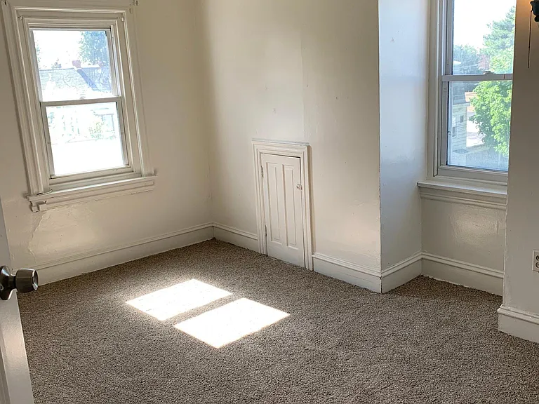 833 W Liberty St — Photo 16