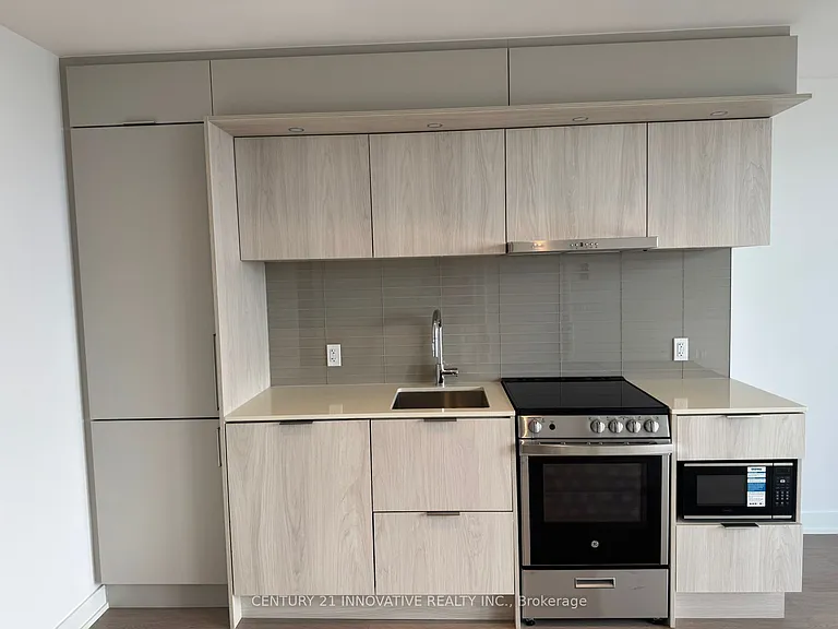448 Burnhamthorpe Rd W #4009 — Photo 3