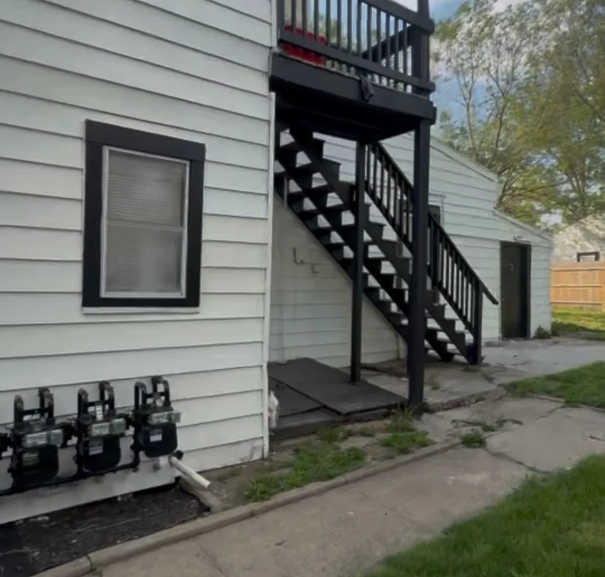 2315 Portland Ave — Photo 2
