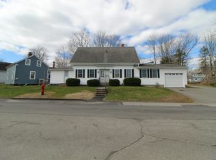 136 School St, Bucksport, ME 04416