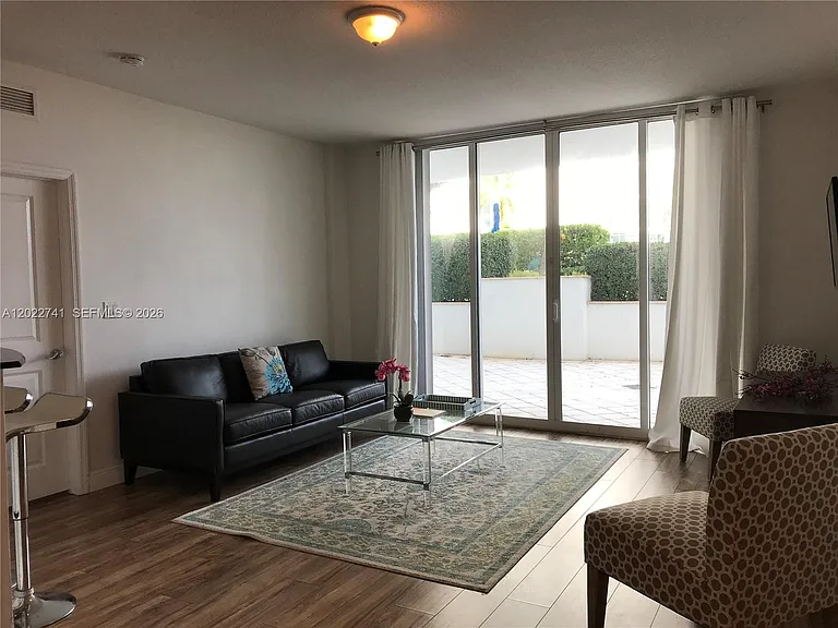 7900 Harbor Island Dr #523 — Photo 6