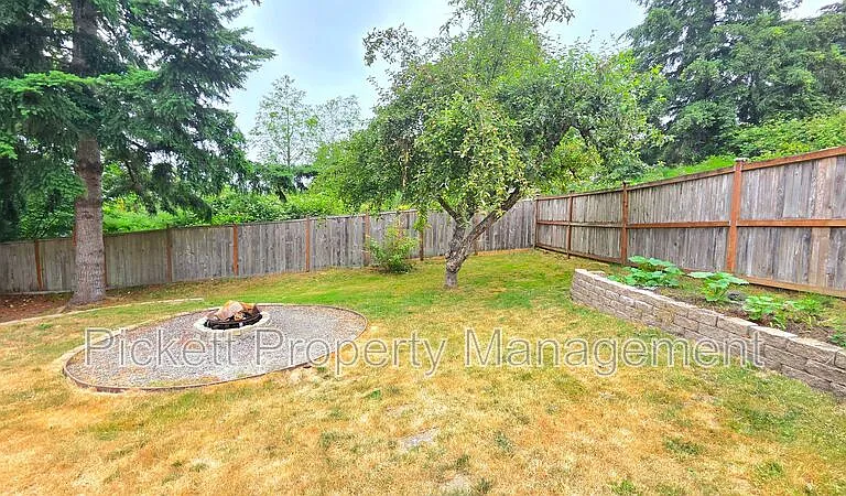 133 NE Gilmax Ln — Photo 30