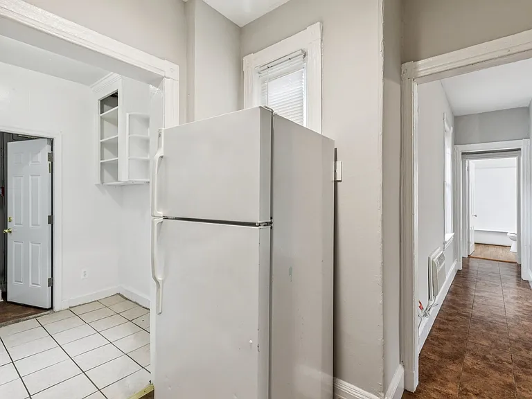 501 N 35th St #3F — Photo 2