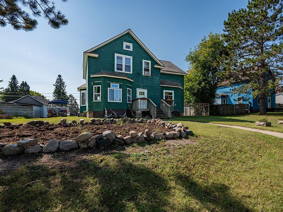 104 Mitchell St, Coleraine, MN 55722 Zillow