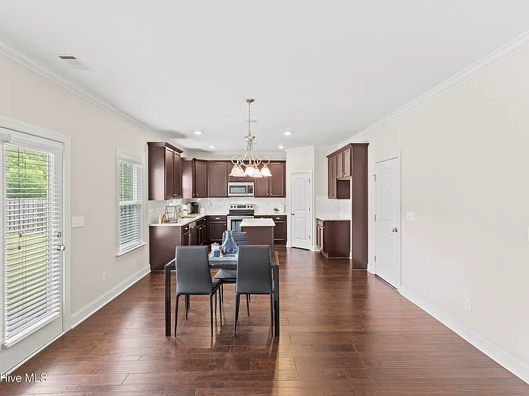 208 Torrey Pine Trl — Photo 12